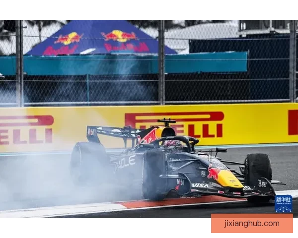 F1美国大奖赛正赛激情开跑顶尖车手鏖战赛道争夺年度关键积分 F1美国大奖赛正赛激情开跑顶尖车手鏖战赛道争夺年度关键积分